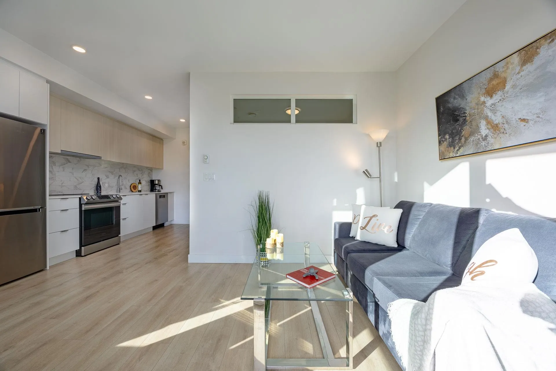 222 1792 Starling Drive