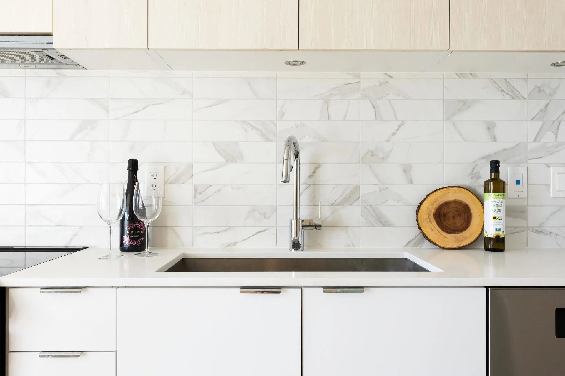 222 1792 Starling Drive