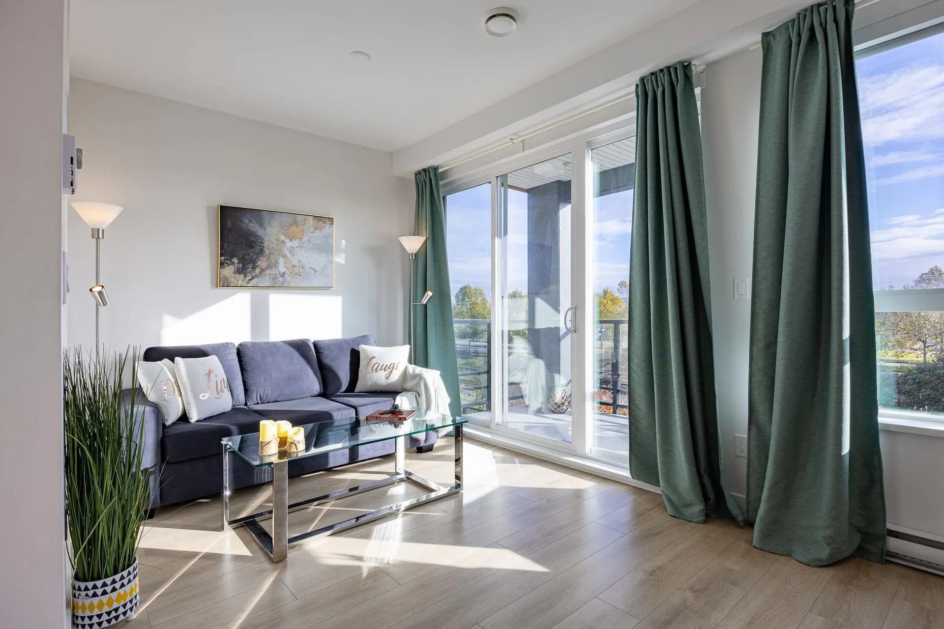 222 1792 Starling Drive