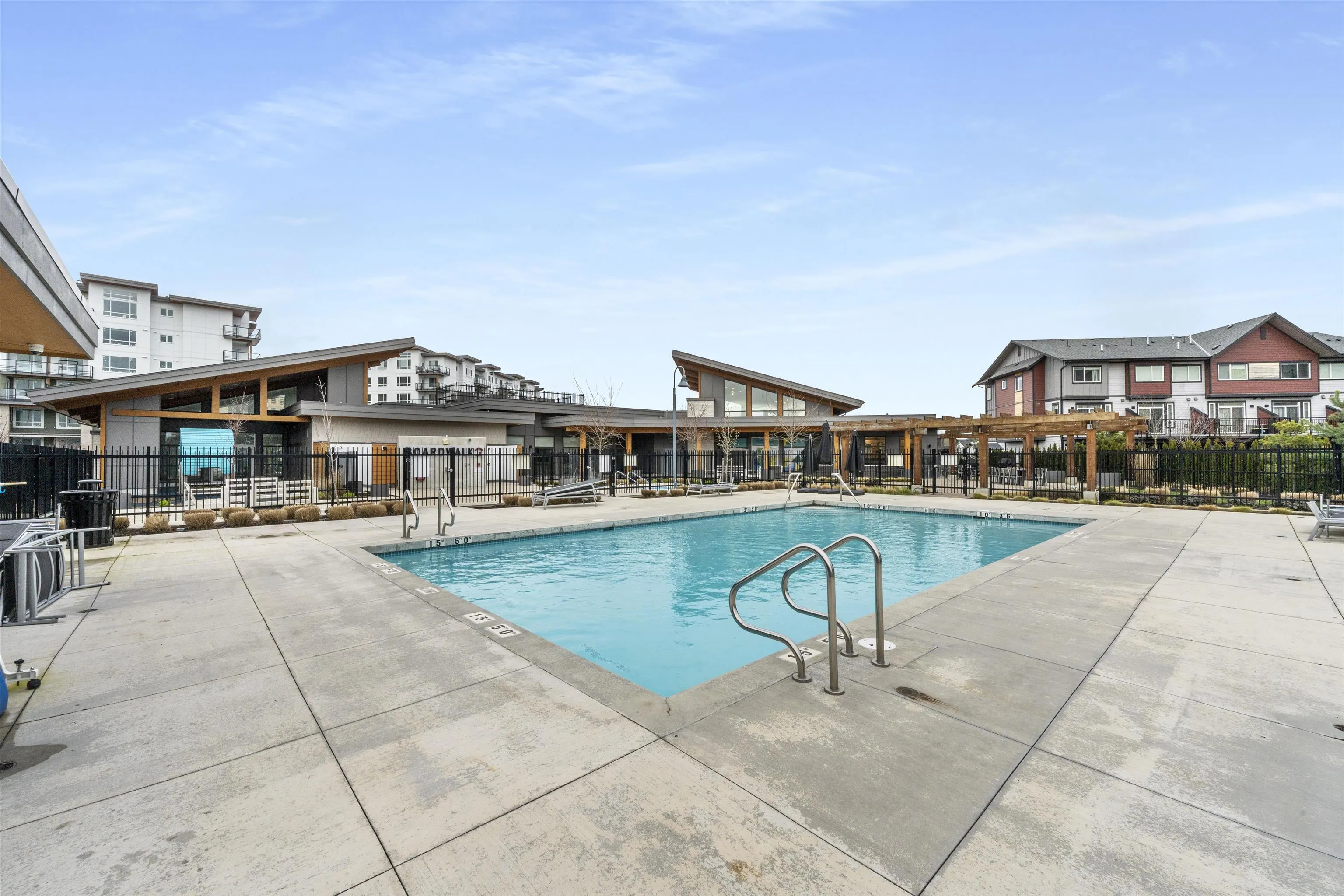 43 4375 Cormorant Way