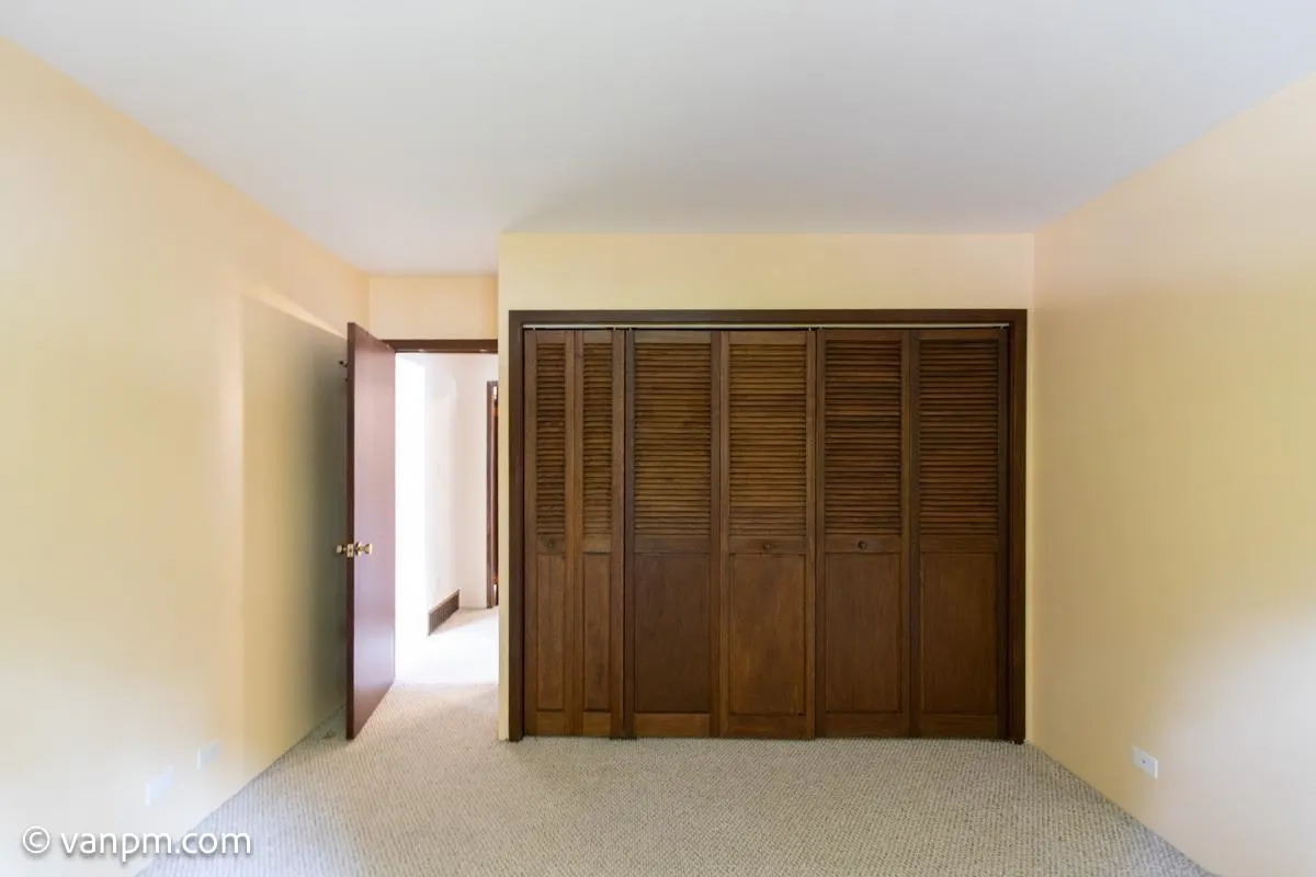 32XX William Street