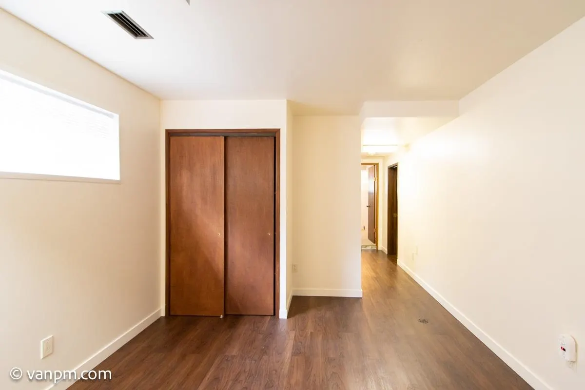 32XX William Street