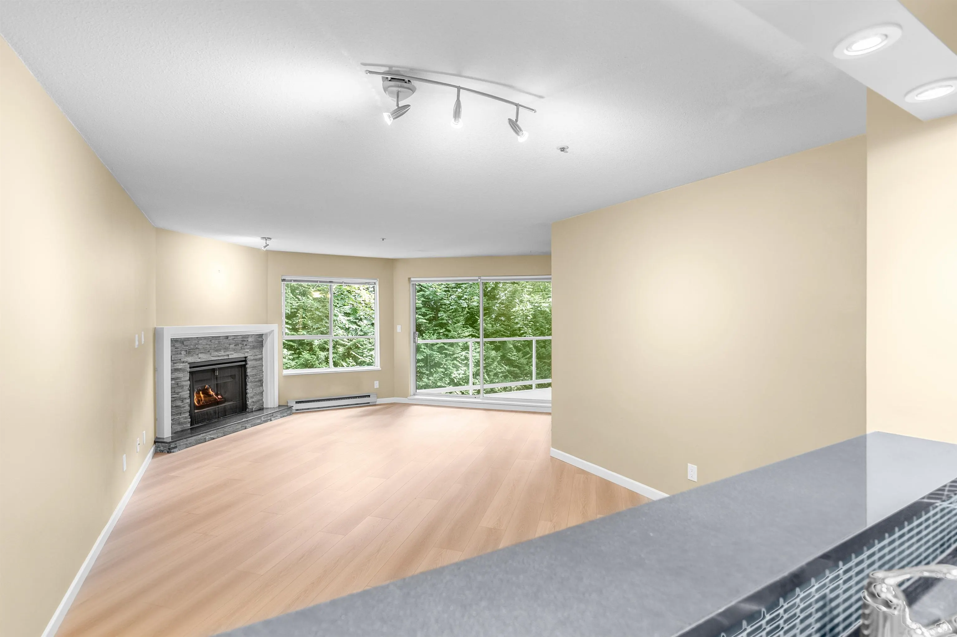 107 8651 Ackroyd Road