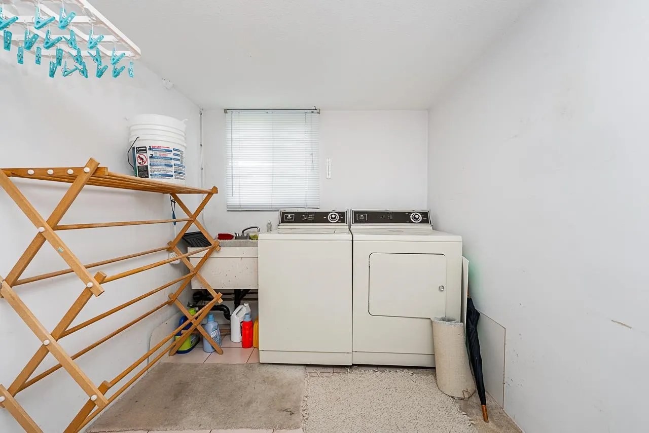 8391 Rideau Drive