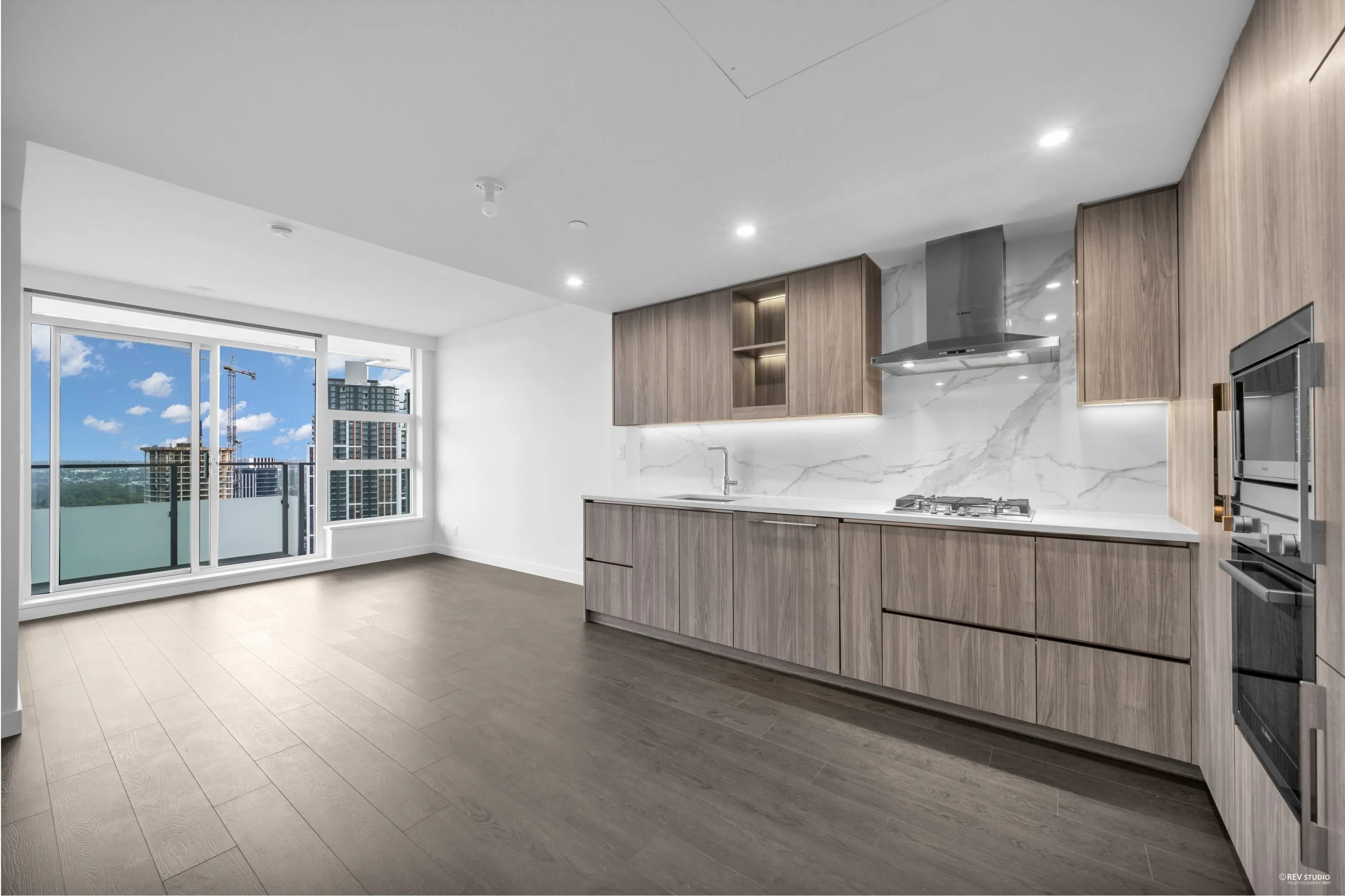 3504 13768 100 Avenue