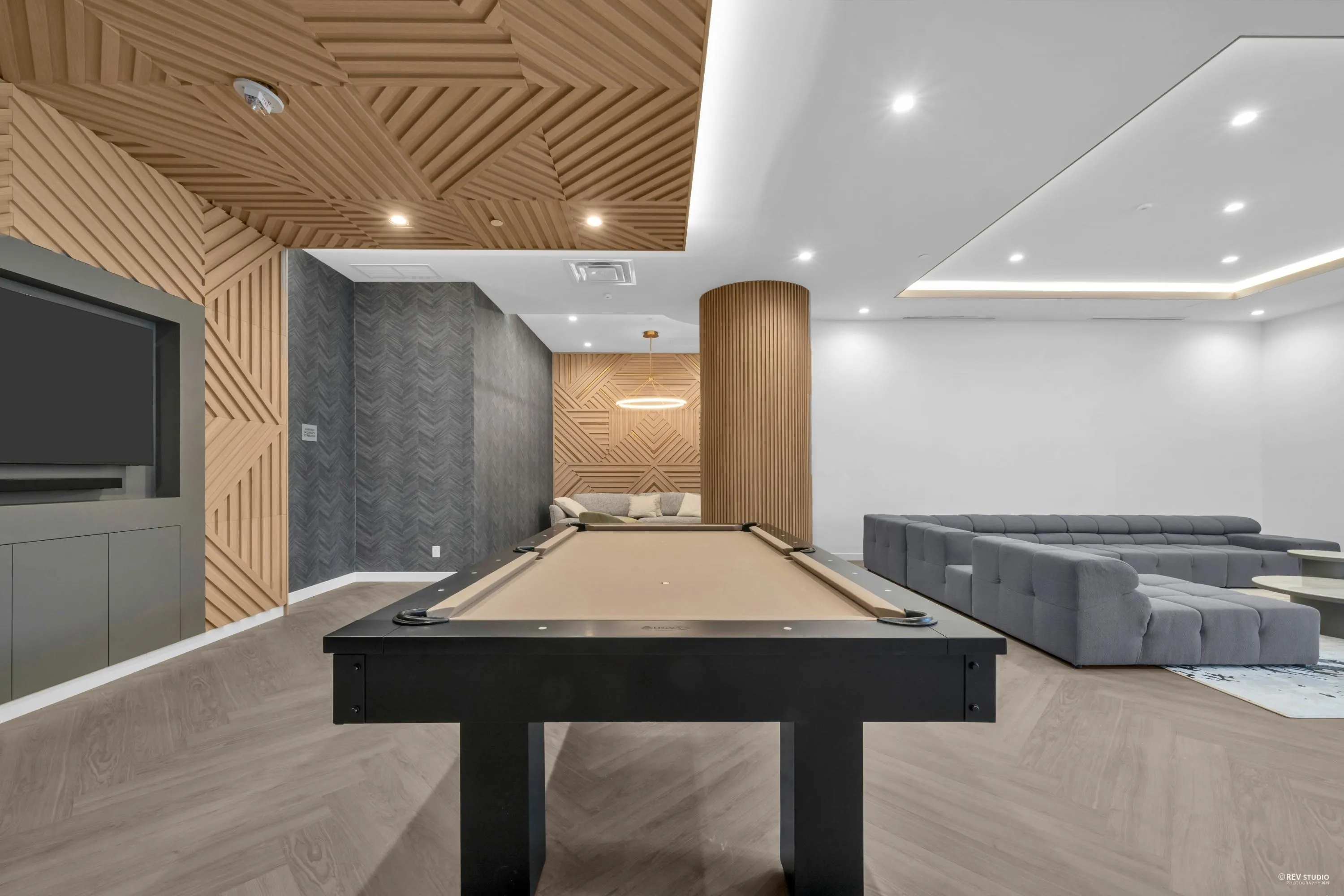 3504 13768 100 Avenue