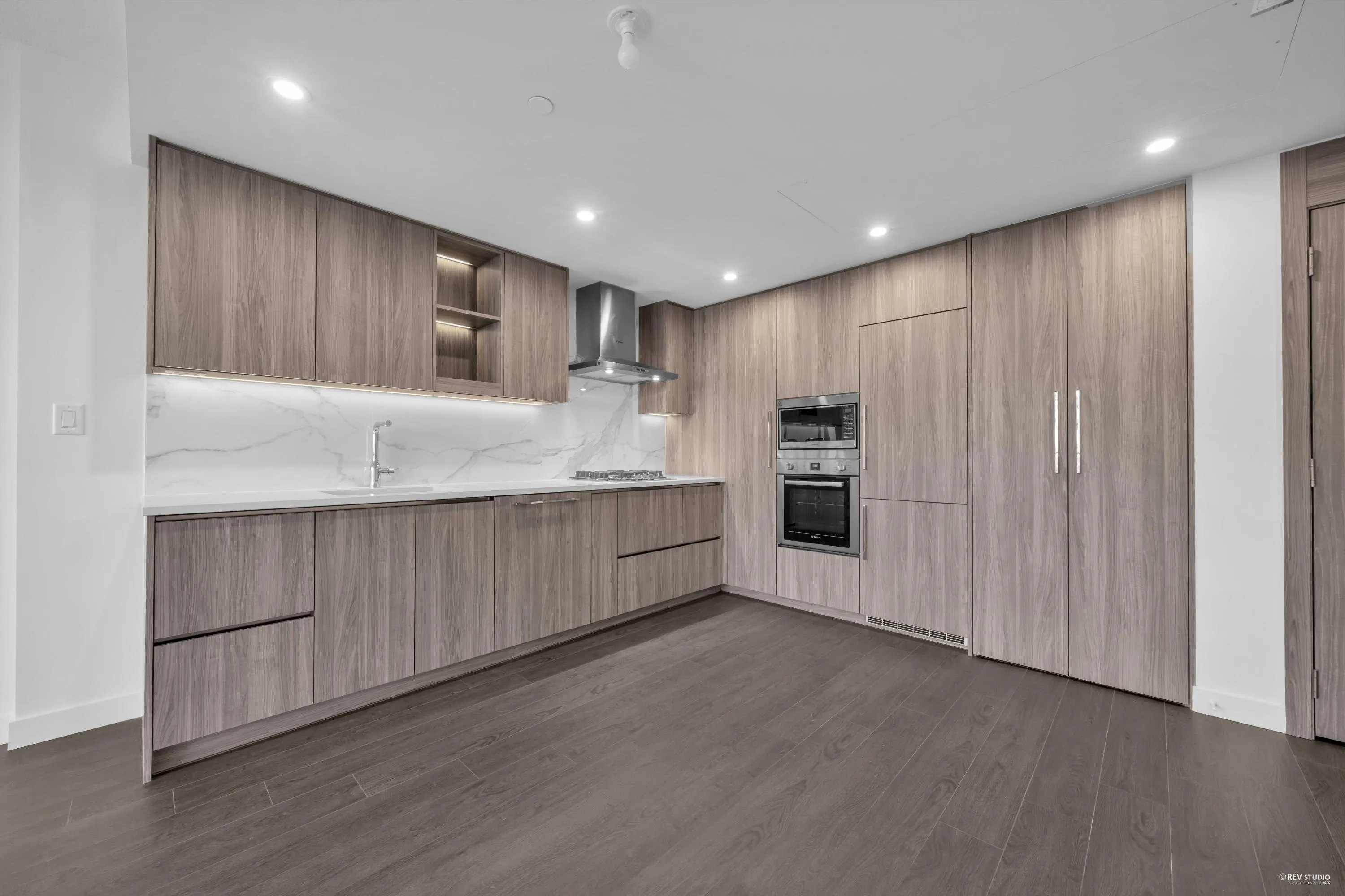 3504 13768 100 Avenue