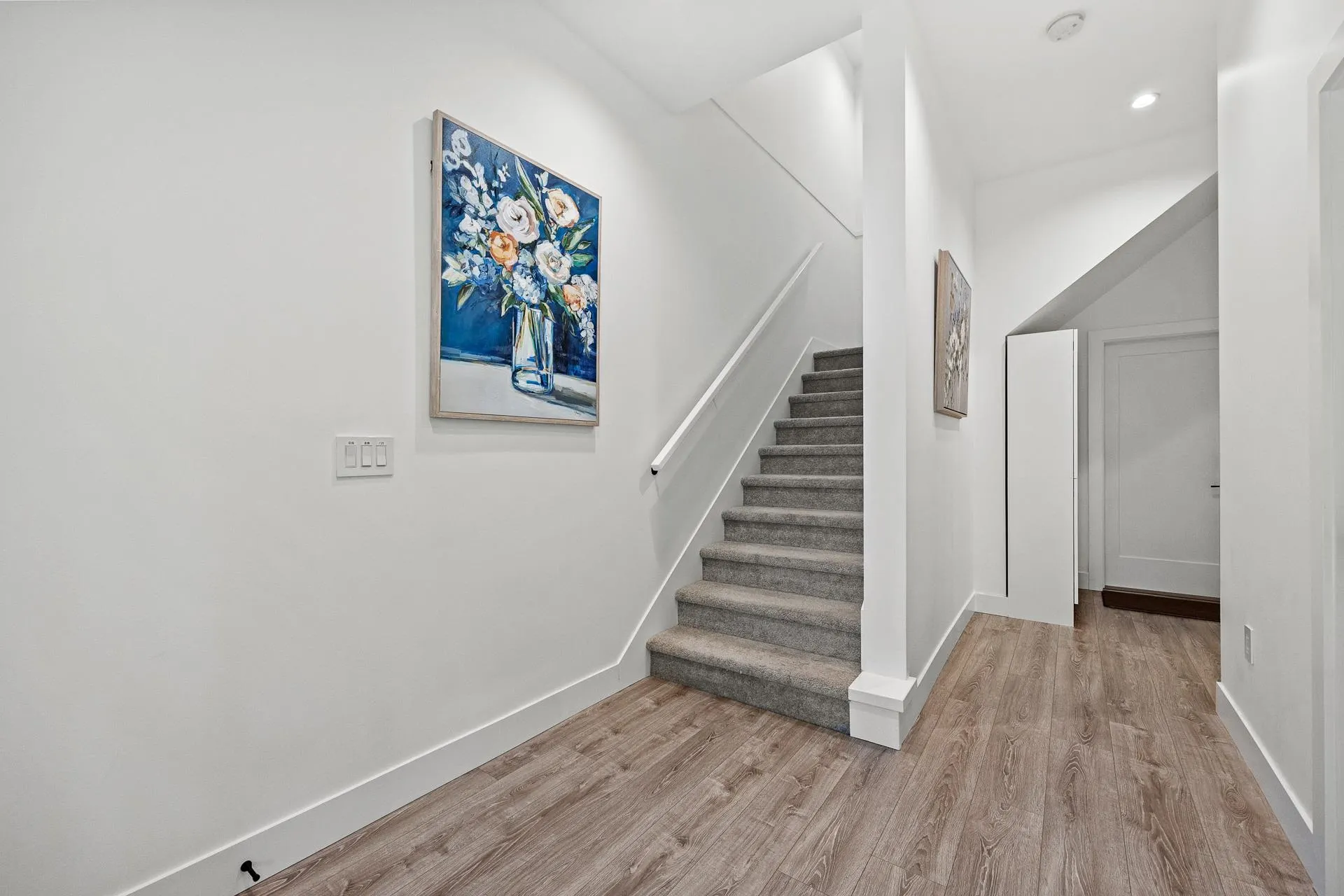 21 15030 28 Avenue