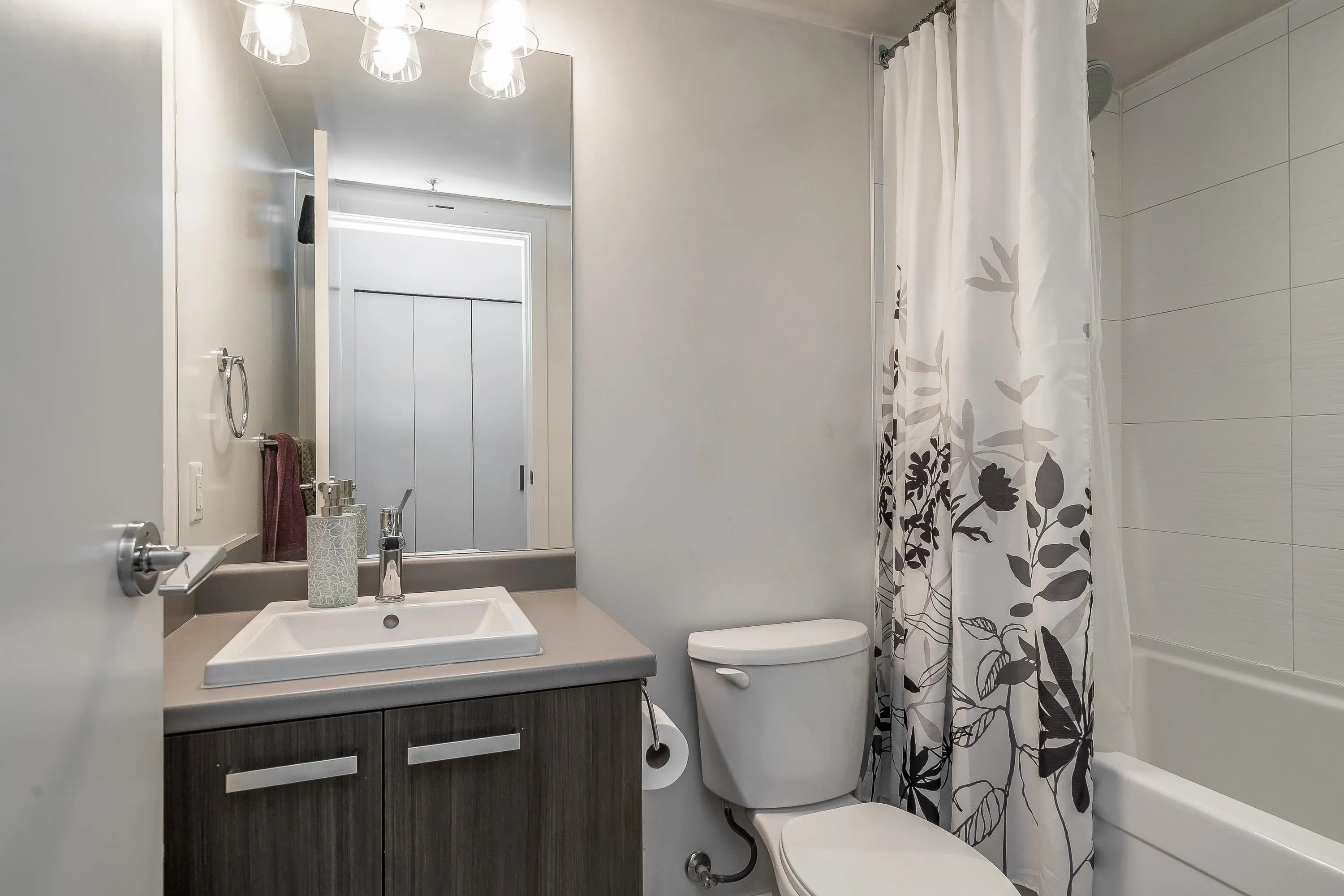 2603 13325 102a Avenue