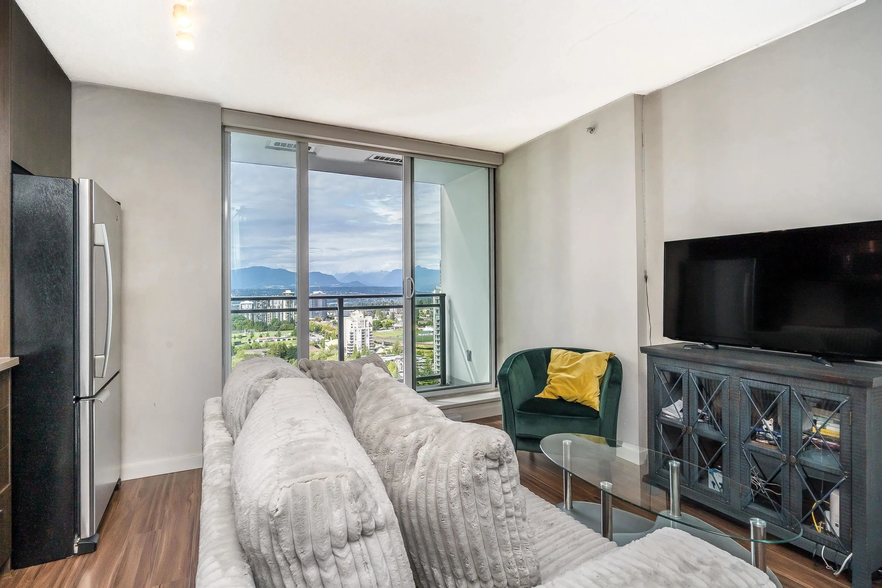 2603 13325 102a Avenue