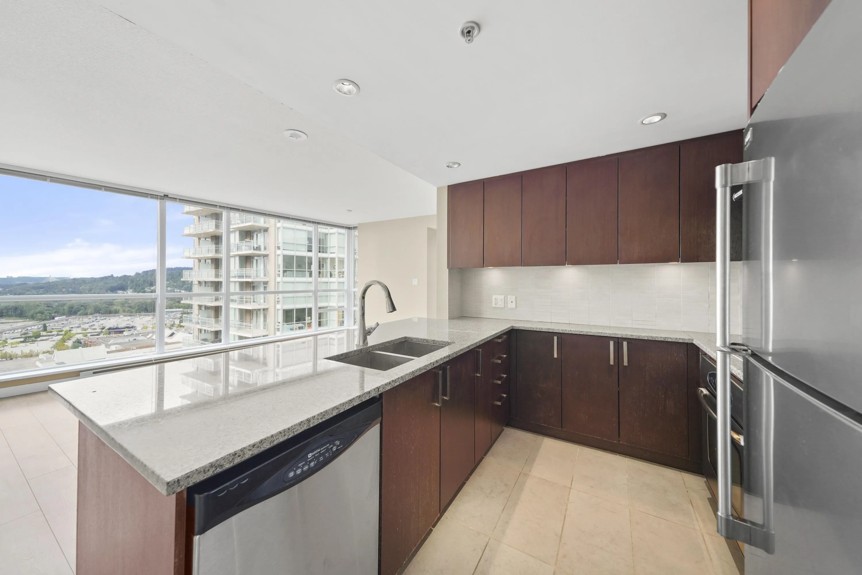 3006 2978 Glen Drive
