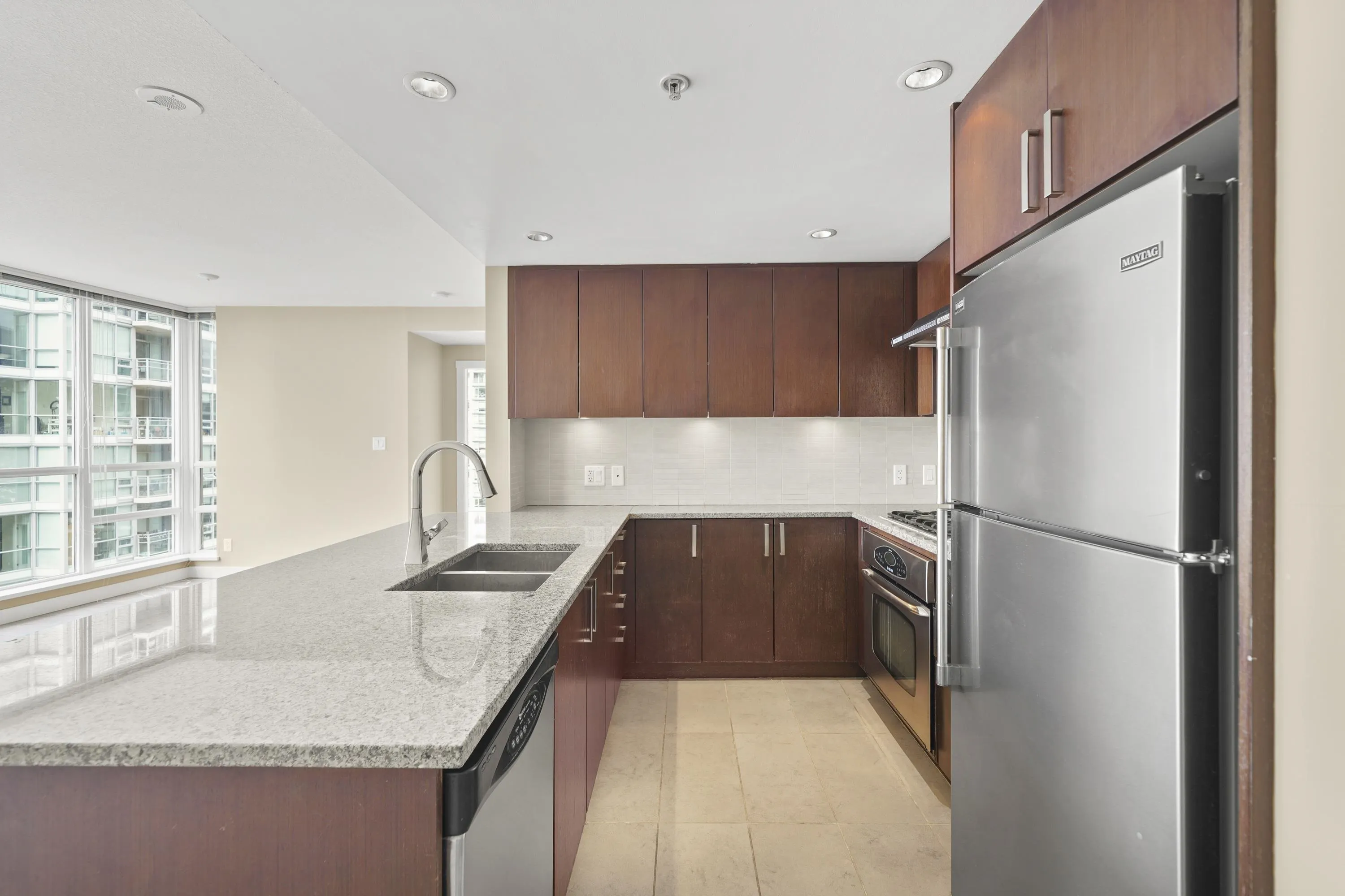 3006 2978 Glen Drive