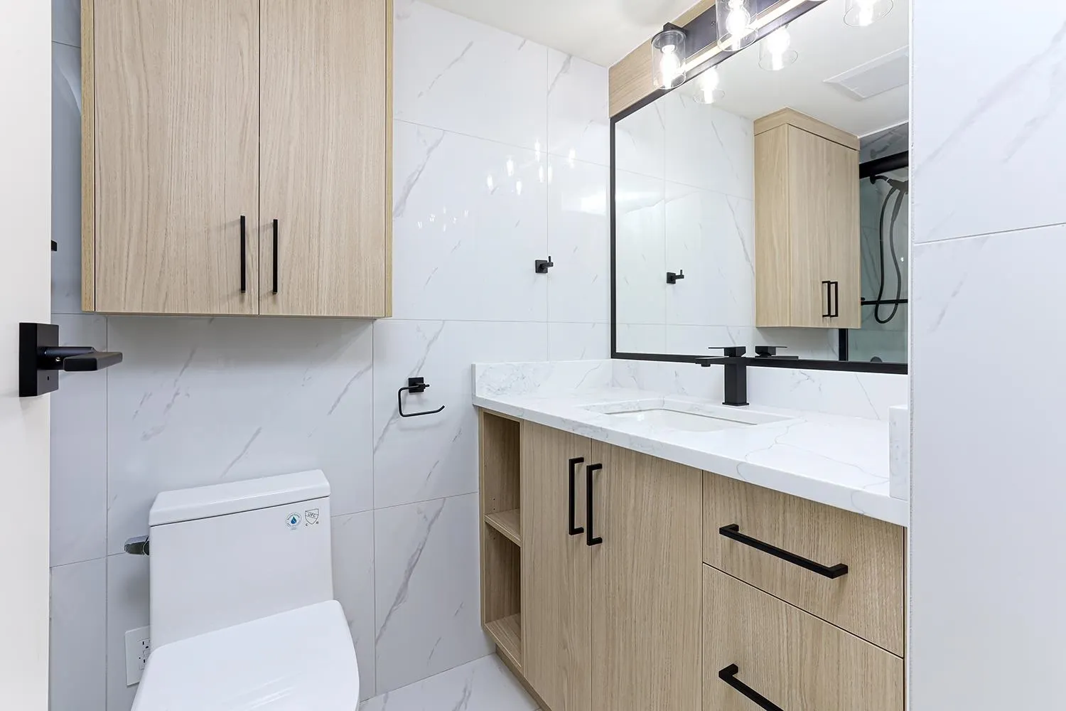 202 1165 Burnaby Street