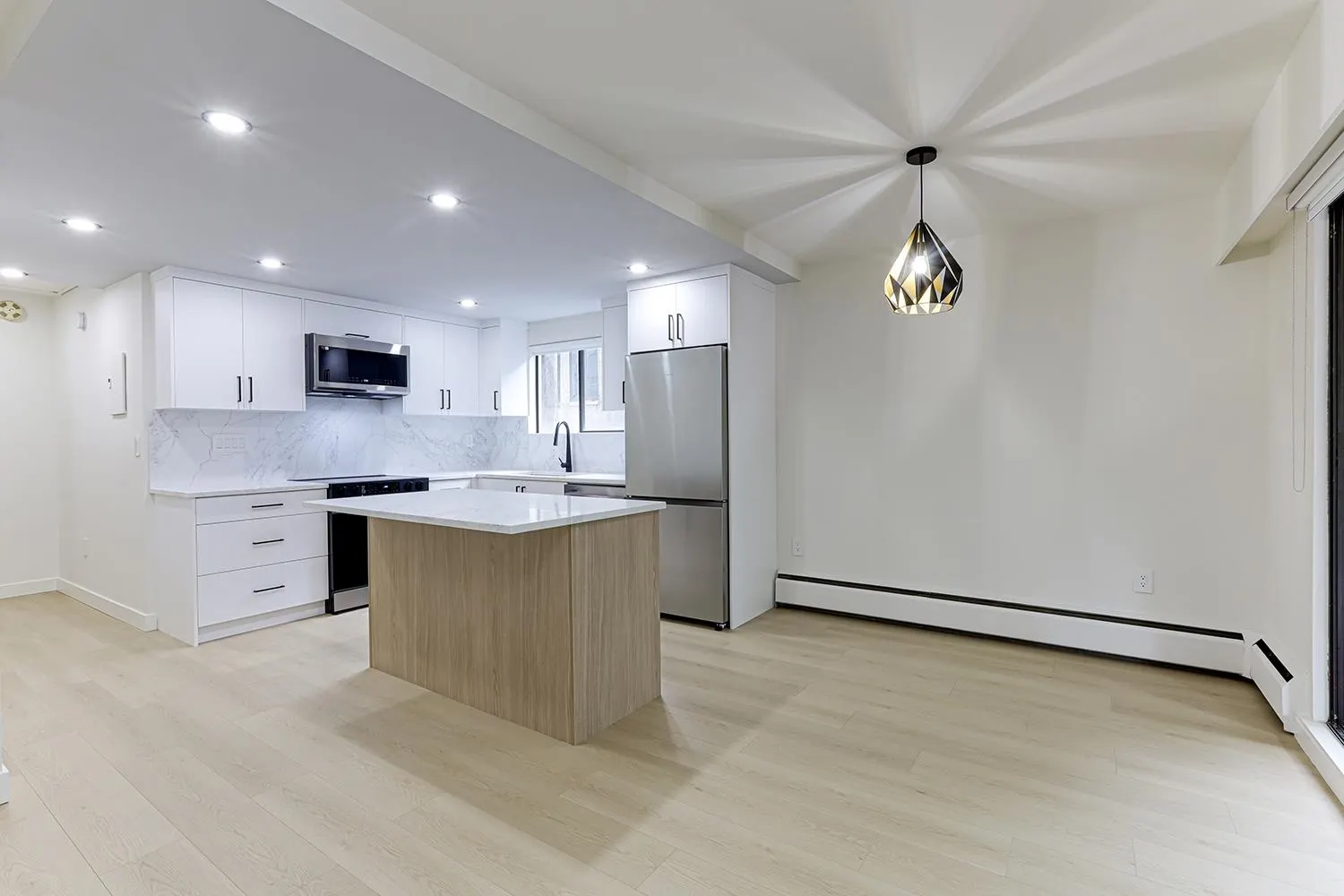 202 1165 Burnaby Street