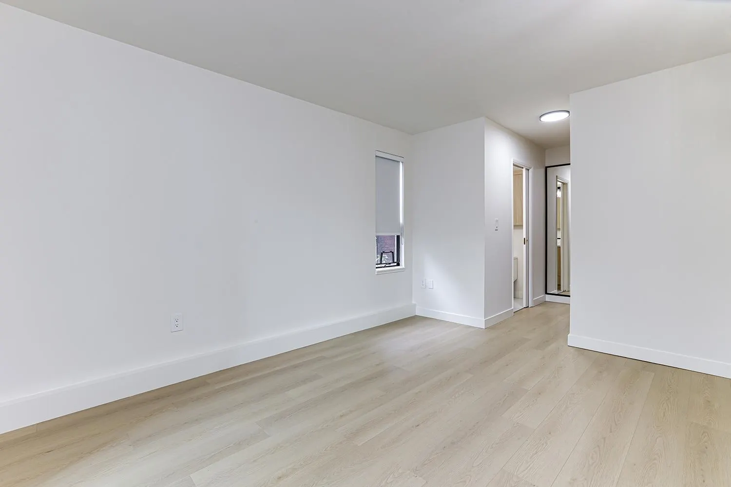 202 1165 Burnaby Street