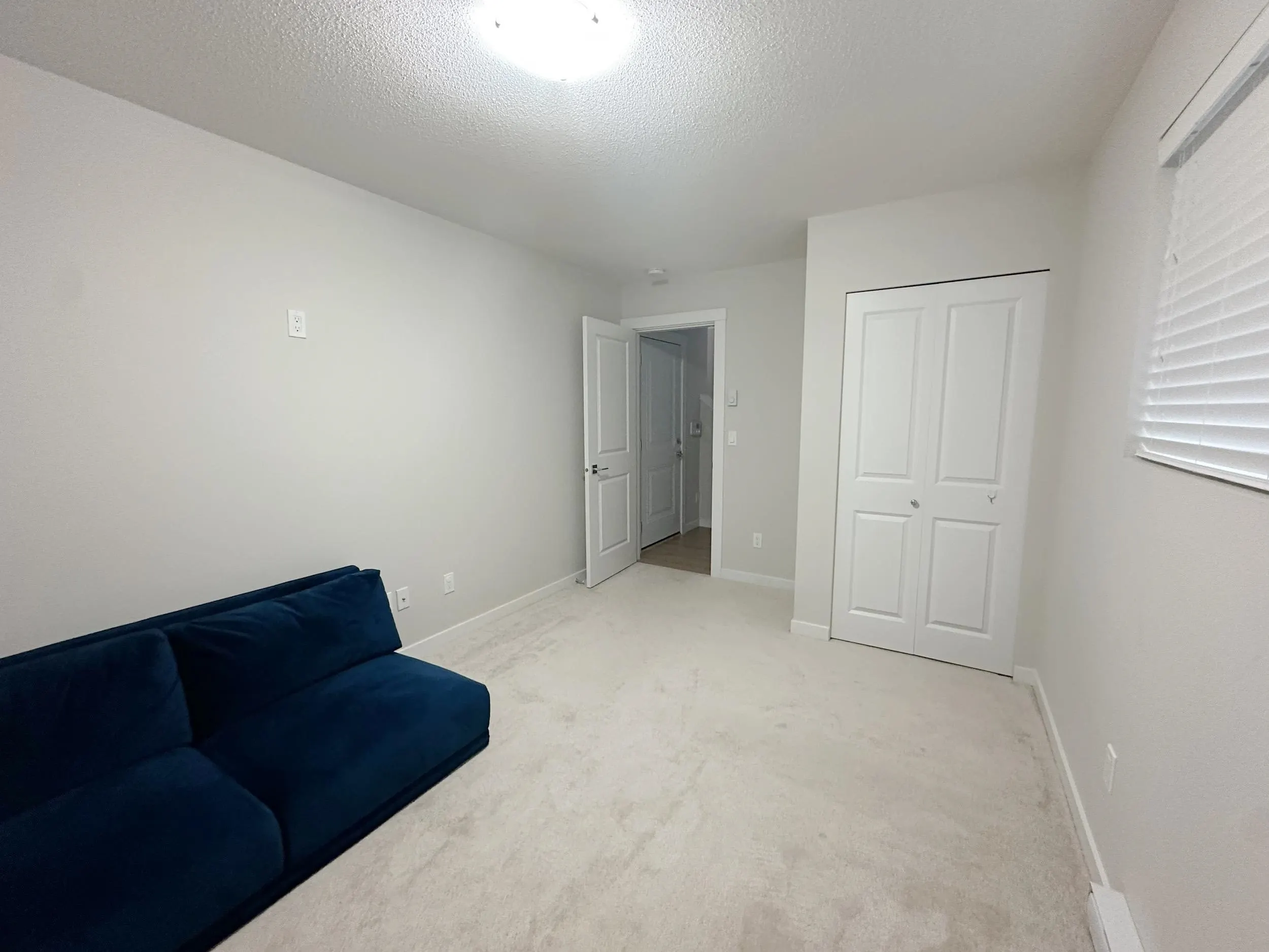 9 2855 158 Street