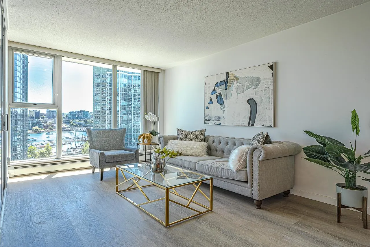 1206 1009 Expo Boulevard