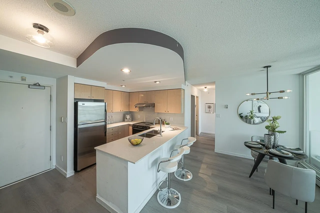 1206 1009 Expo Boulevard