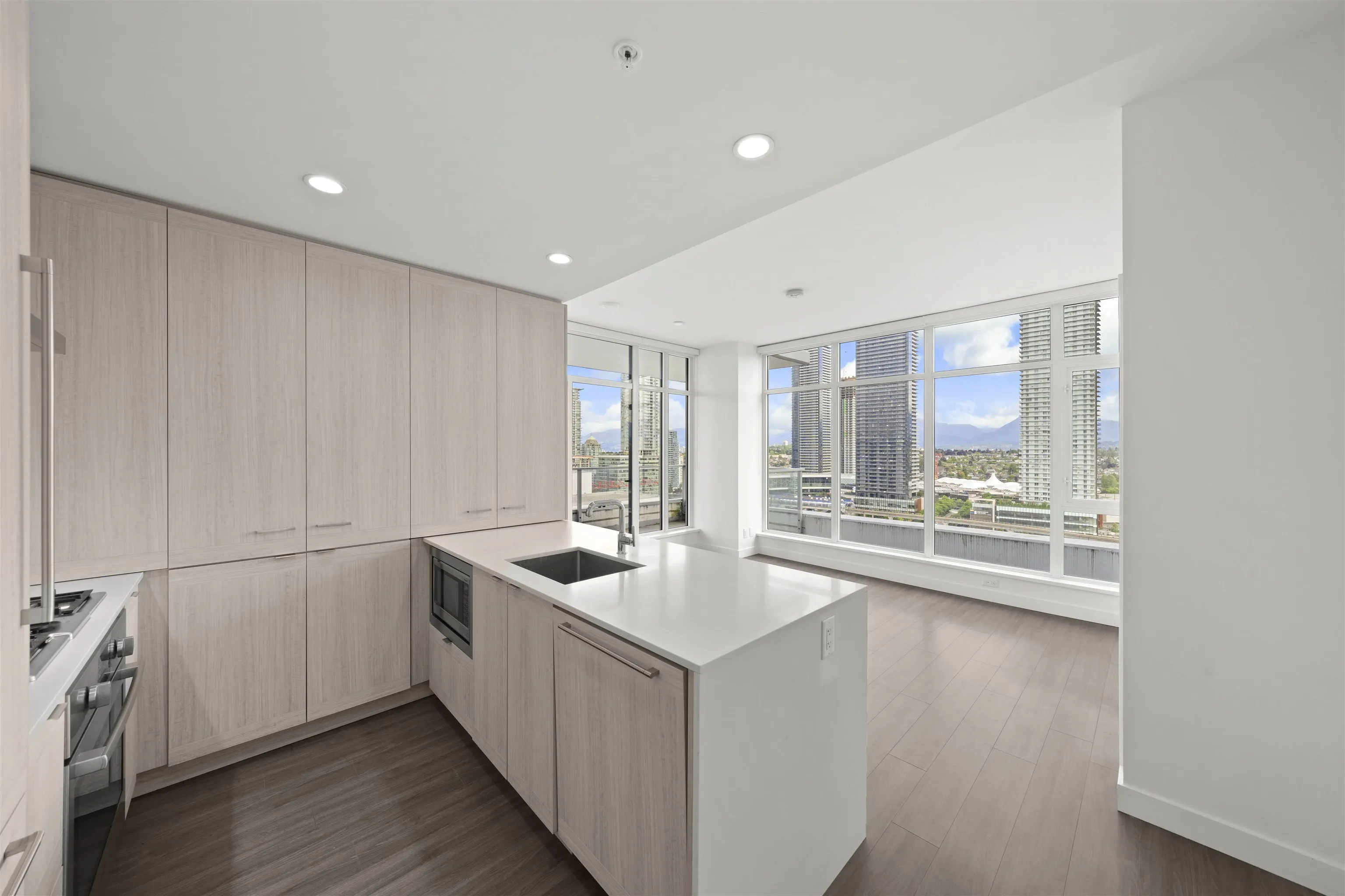 2807 2311 Beta Avenue