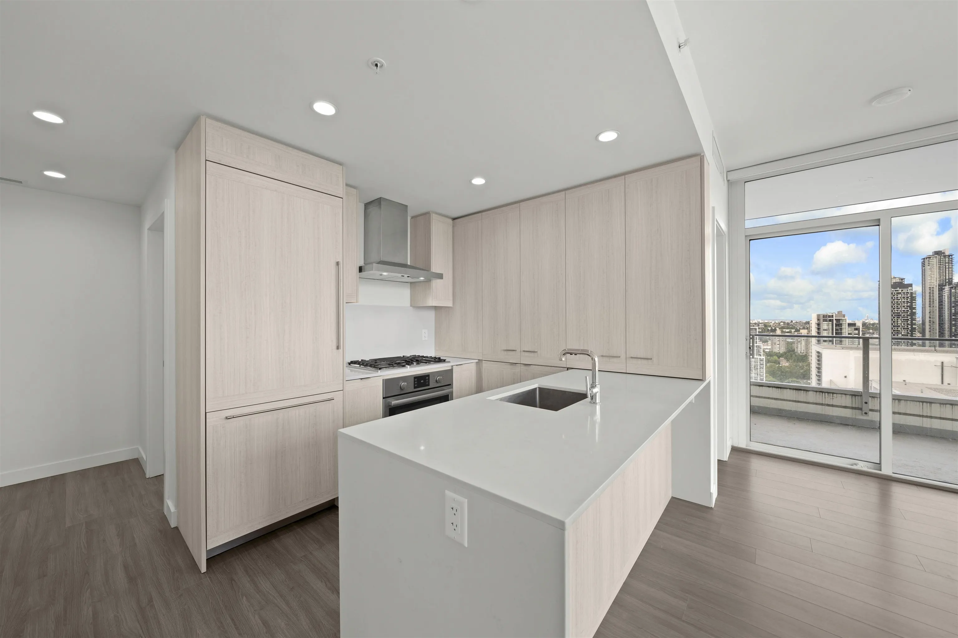 2807 2311 Beta Avenue