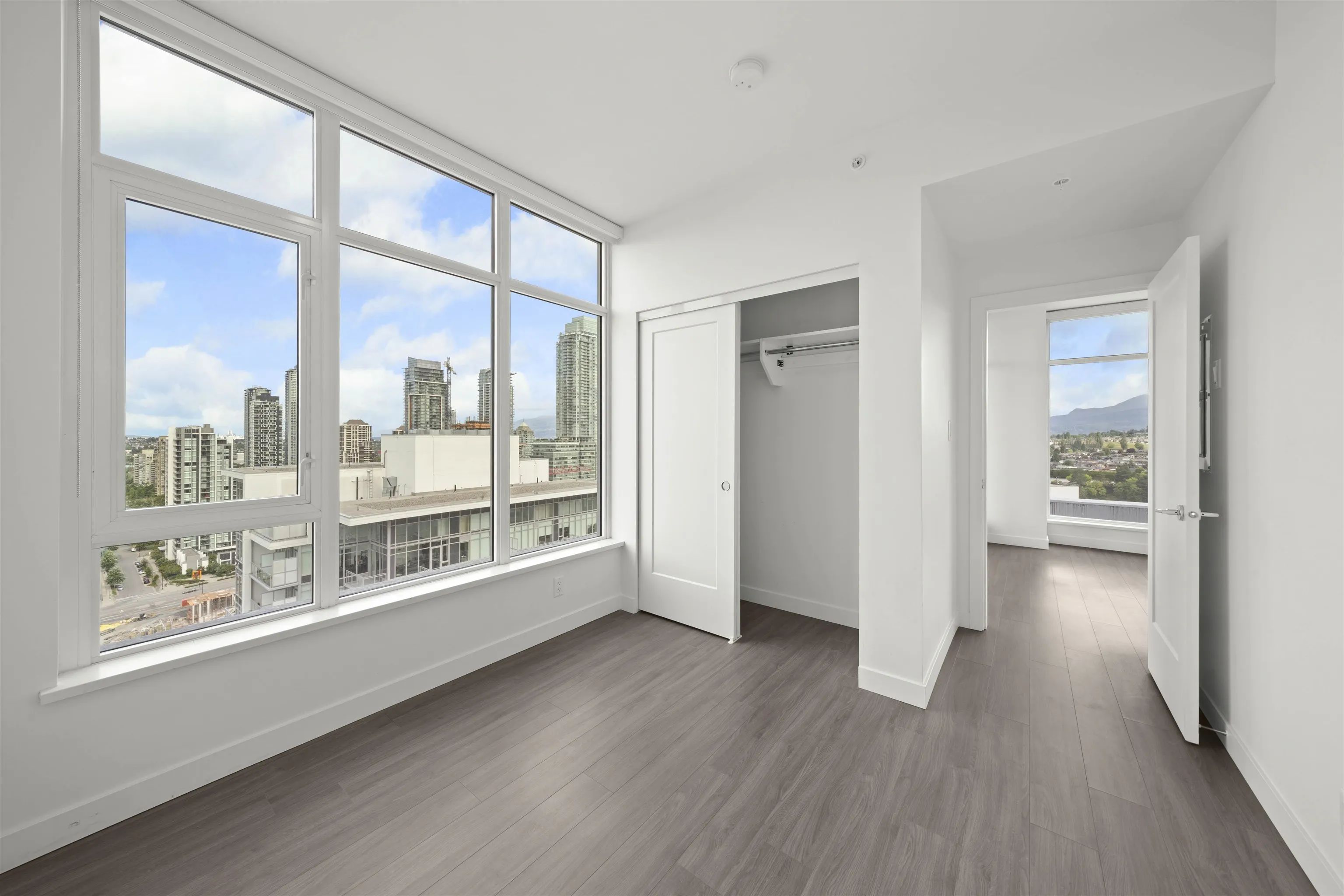 2807 2311 Beta Avenue