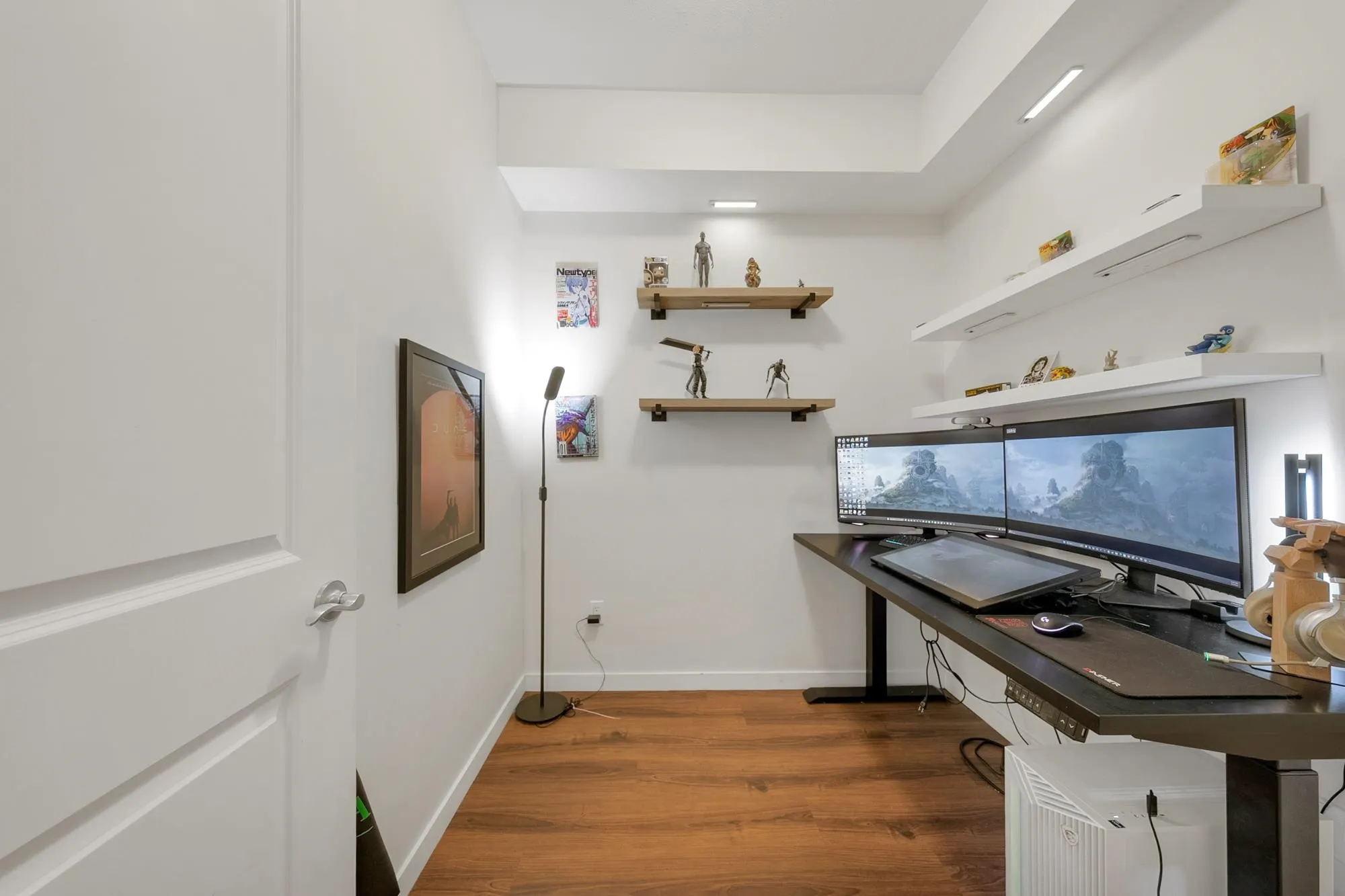 311 33318 E Bourquin Crescent