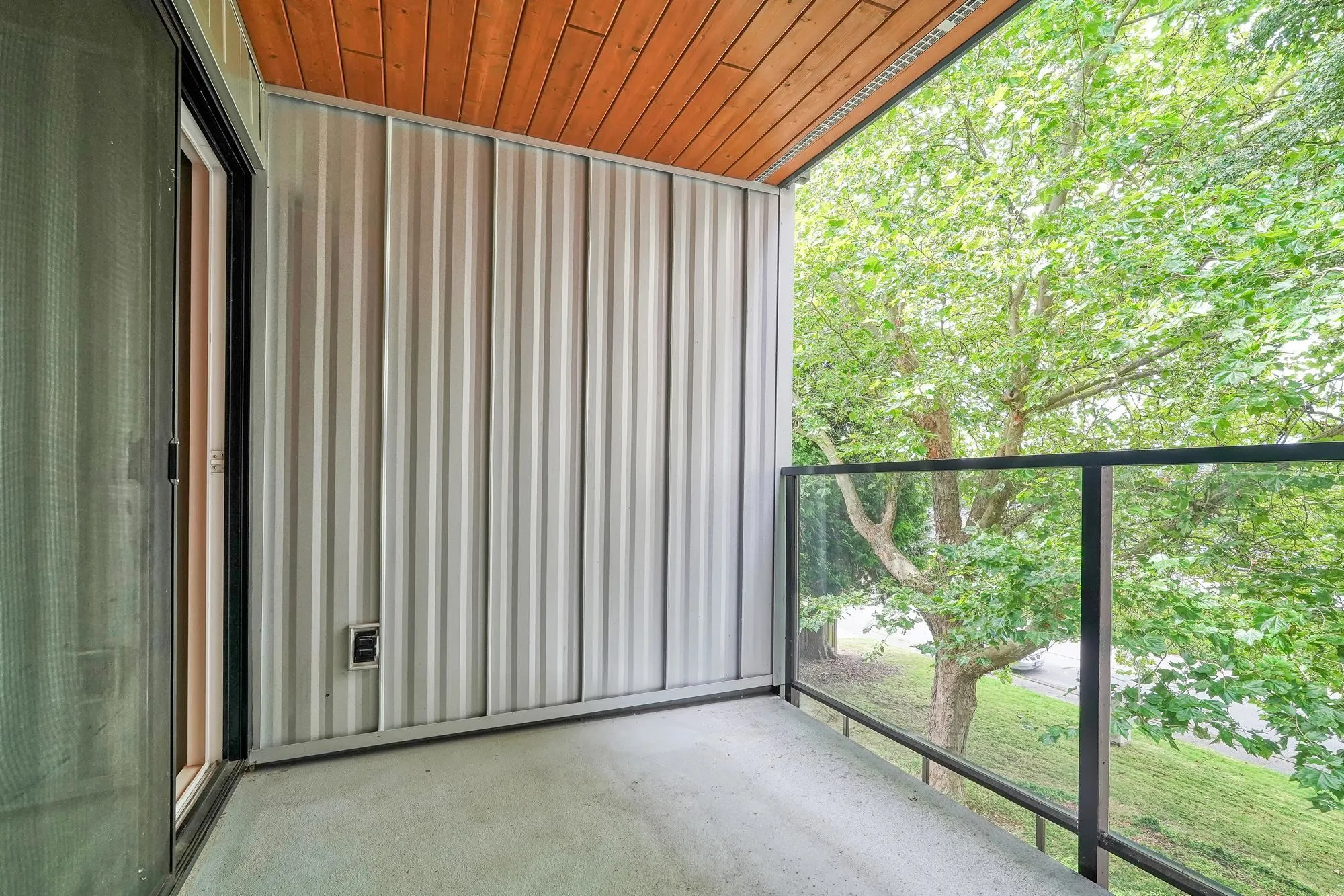 202 11240 Daniels Road