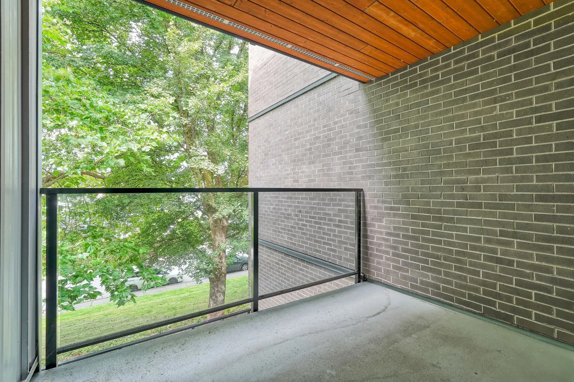 202 11240 Daniels Road