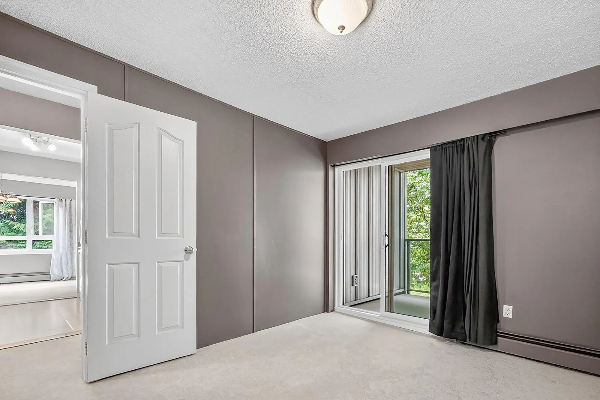 202 11240 Daniels Road