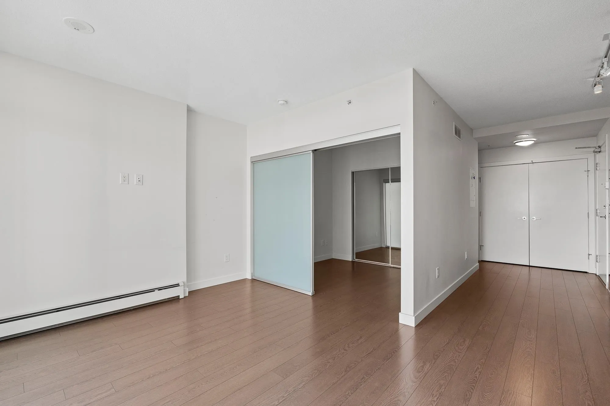 2908 13308 Central Avenue