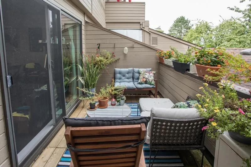 201 8040 Colonial Drive
