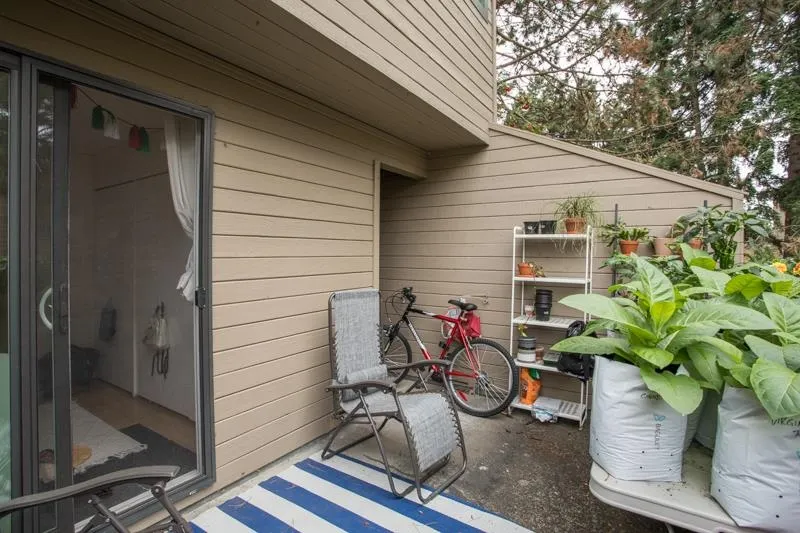 201 8040 Colonial Drive