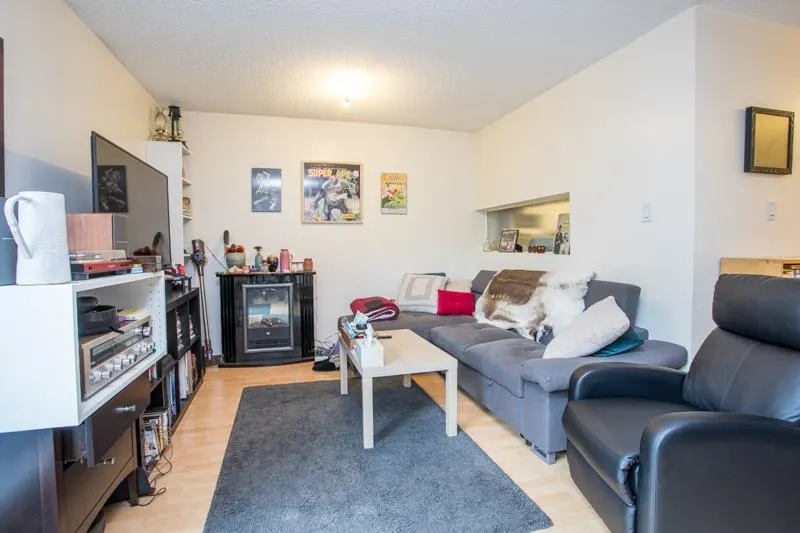 201 8040 Colonial Drive