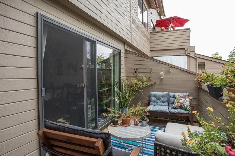 201 8040 Colonial Drive
