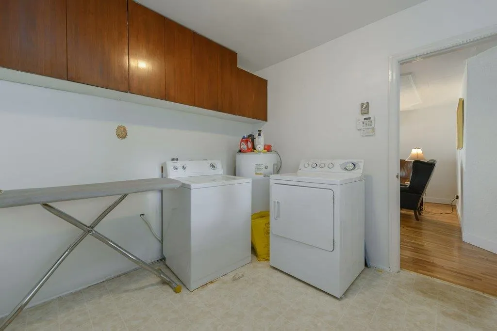 125 E 48th Avenue