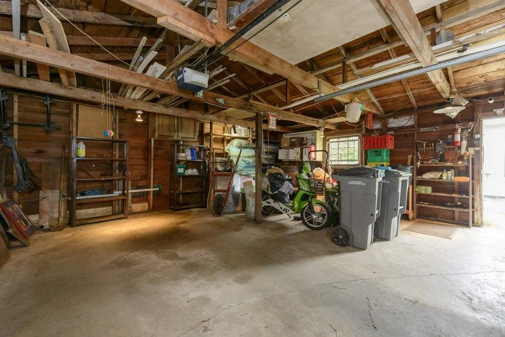 125 E 48th Avenue