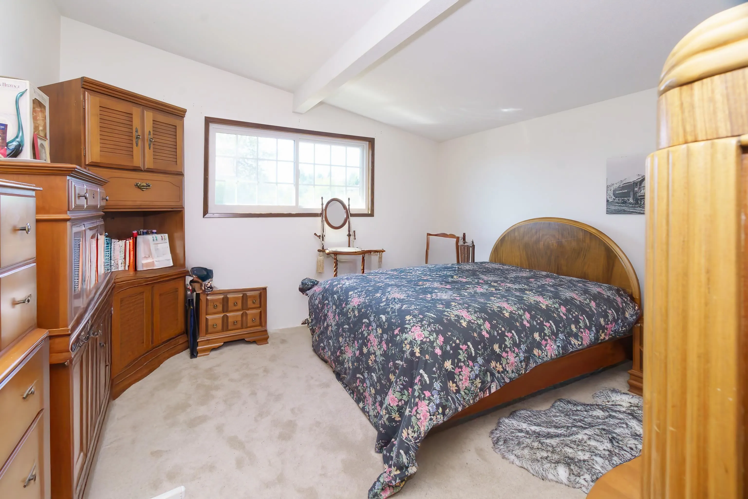8086 Cedar Street