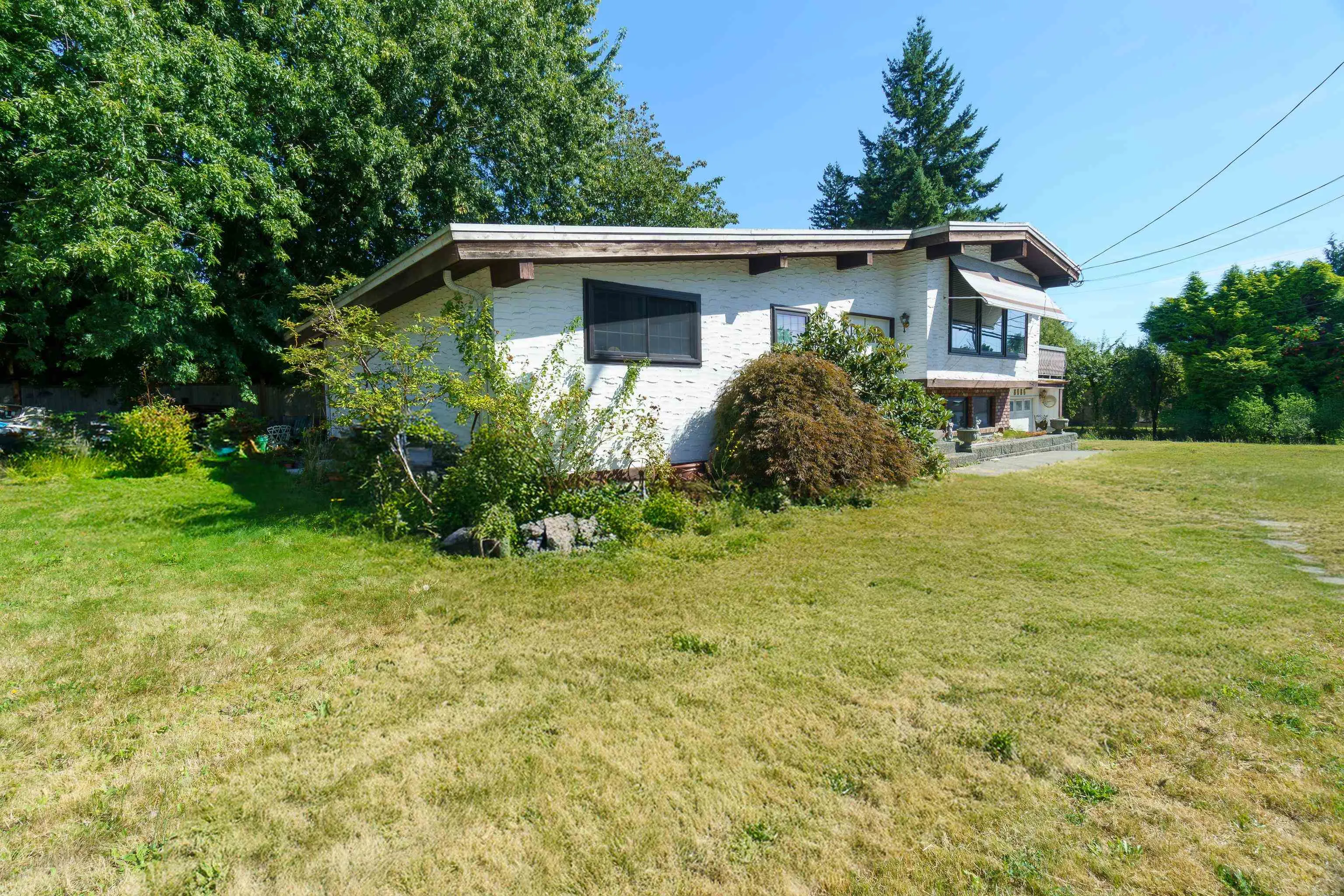 8086 Cedar Street