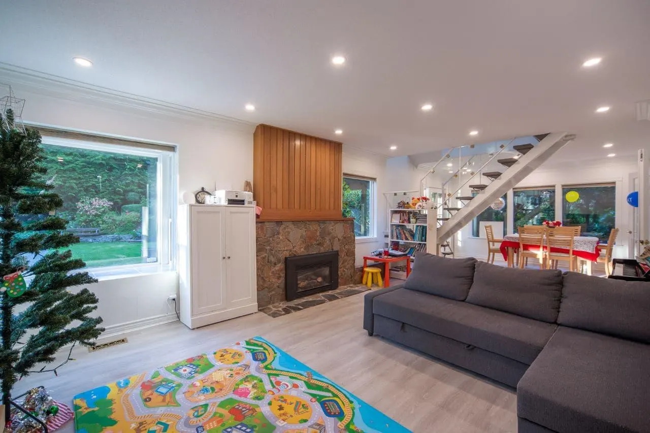 1704 Pierard Road