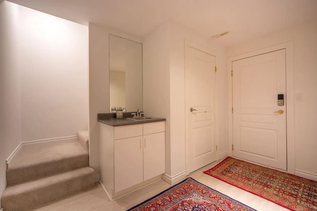 1704 Pierard Road