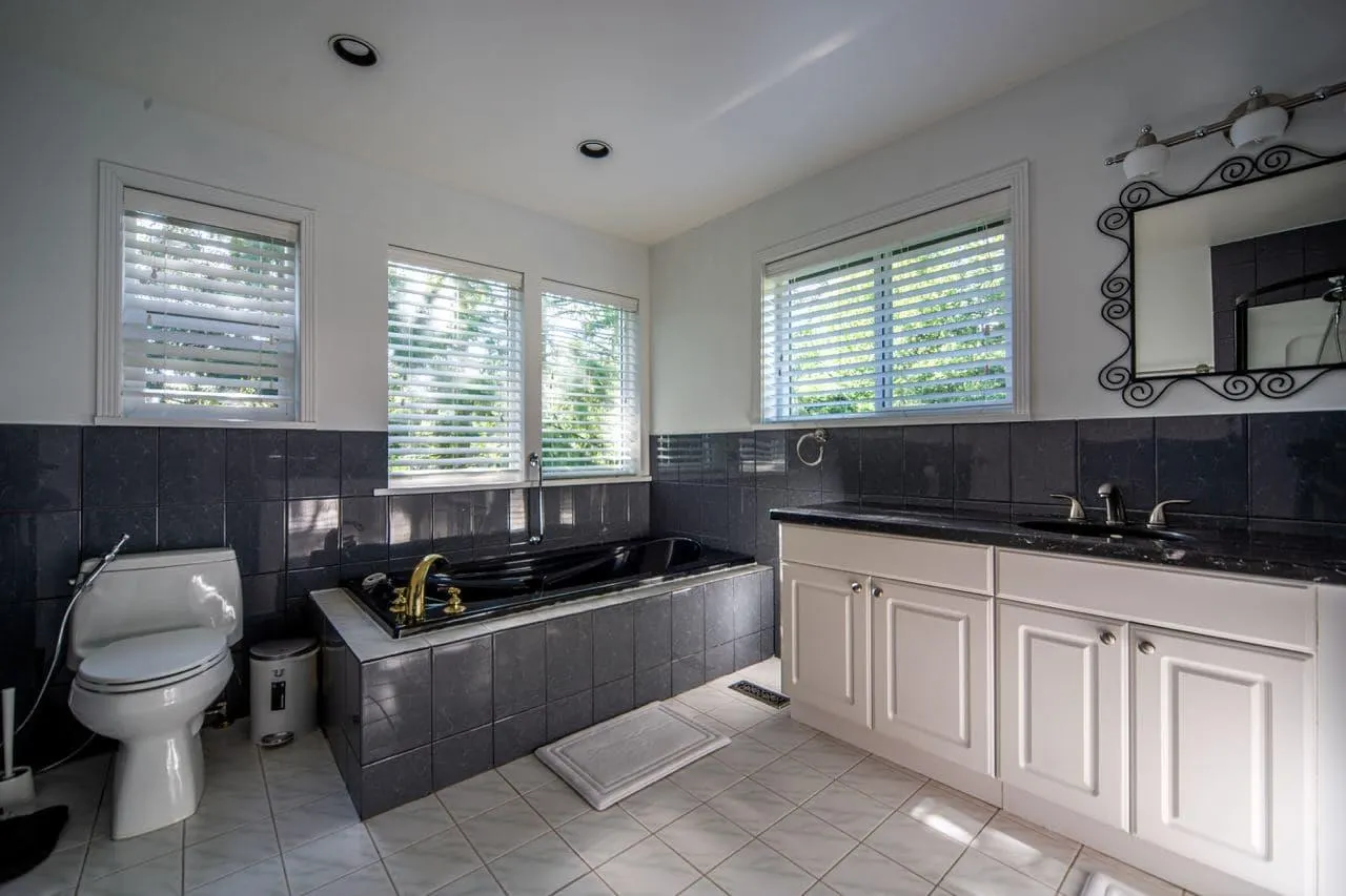 1704 Pierard Road