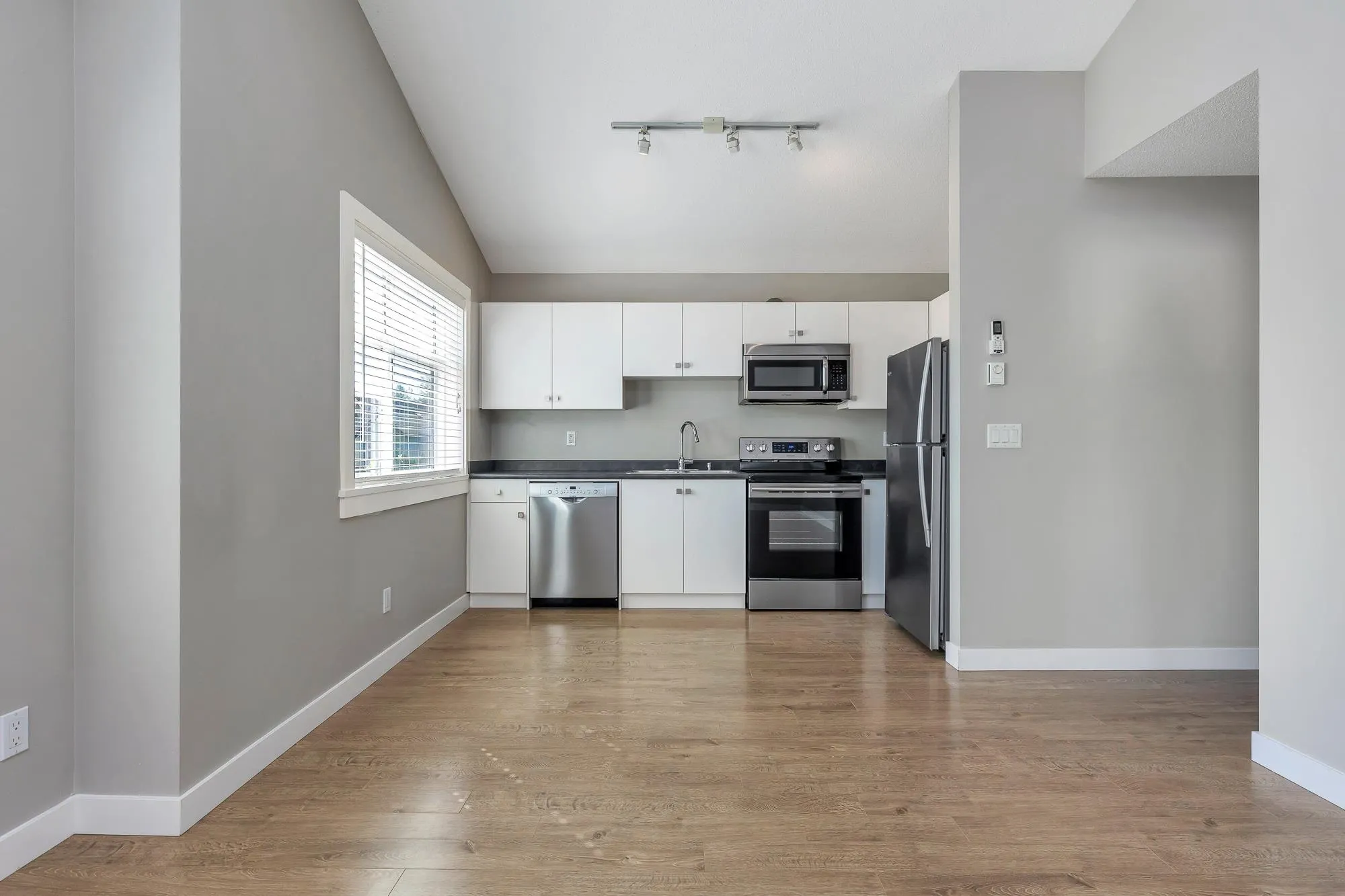 32714 Appleby Court
