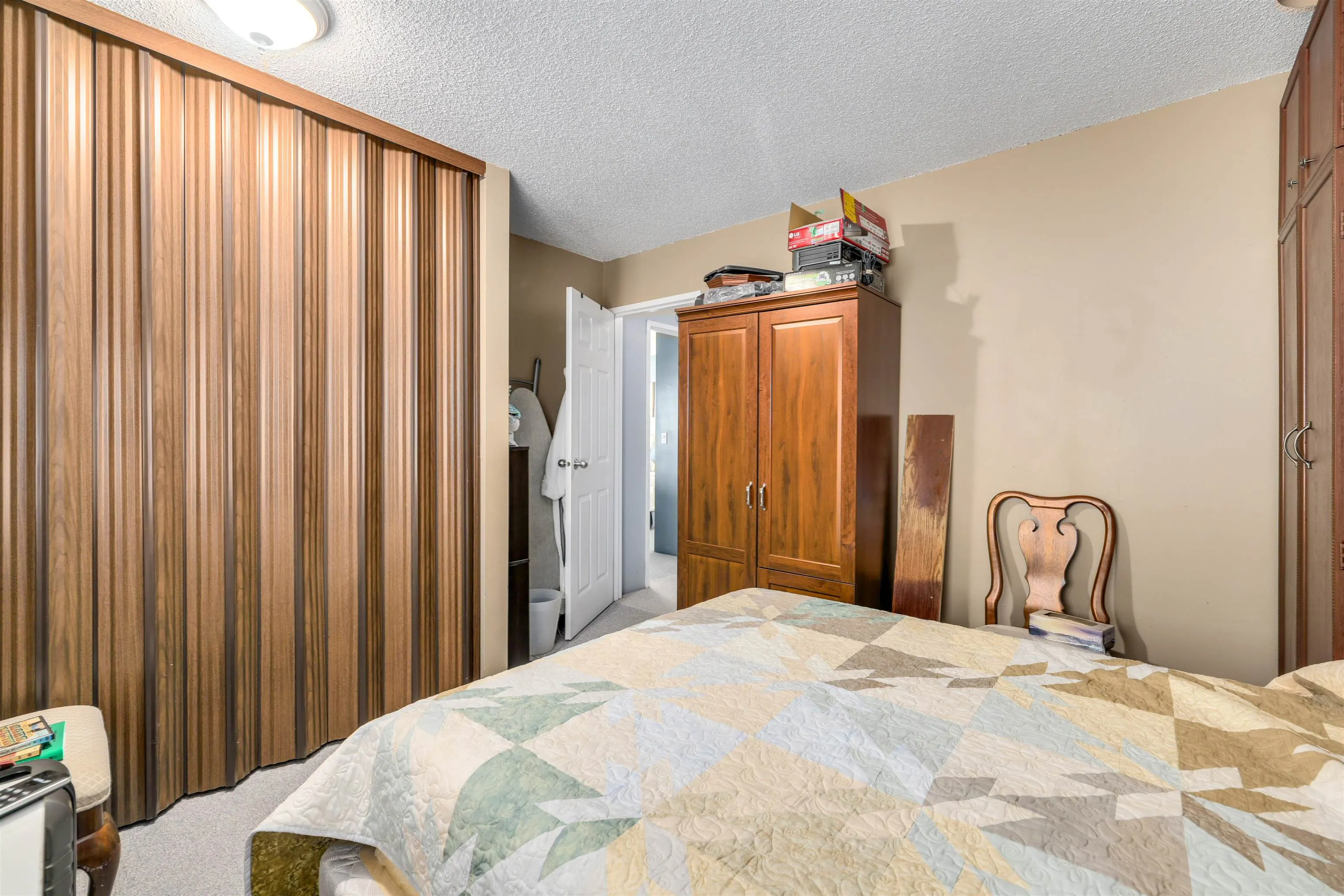 6153 W. Greenside Drive