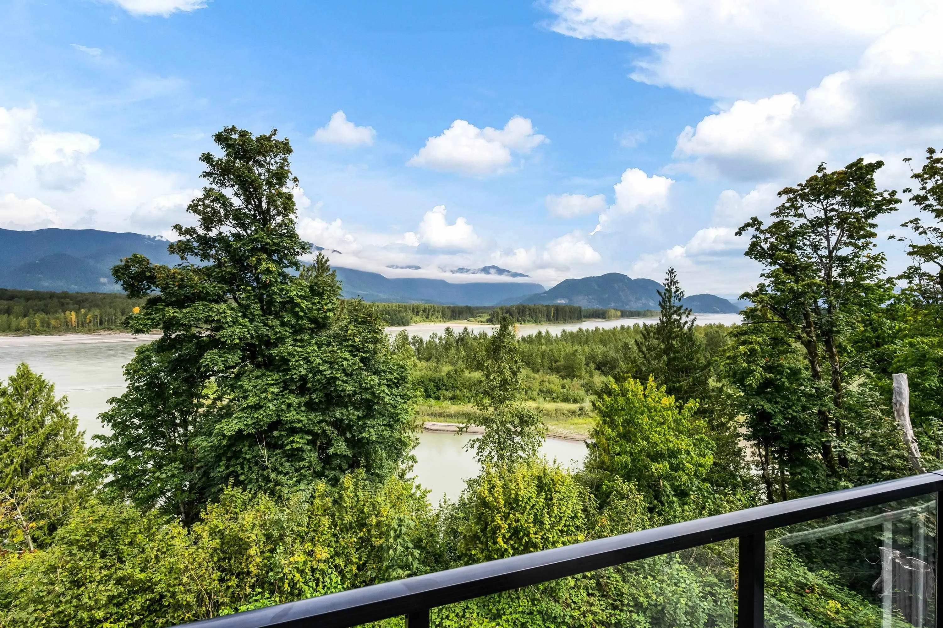 25 43575 Chilliwack Mountain Road