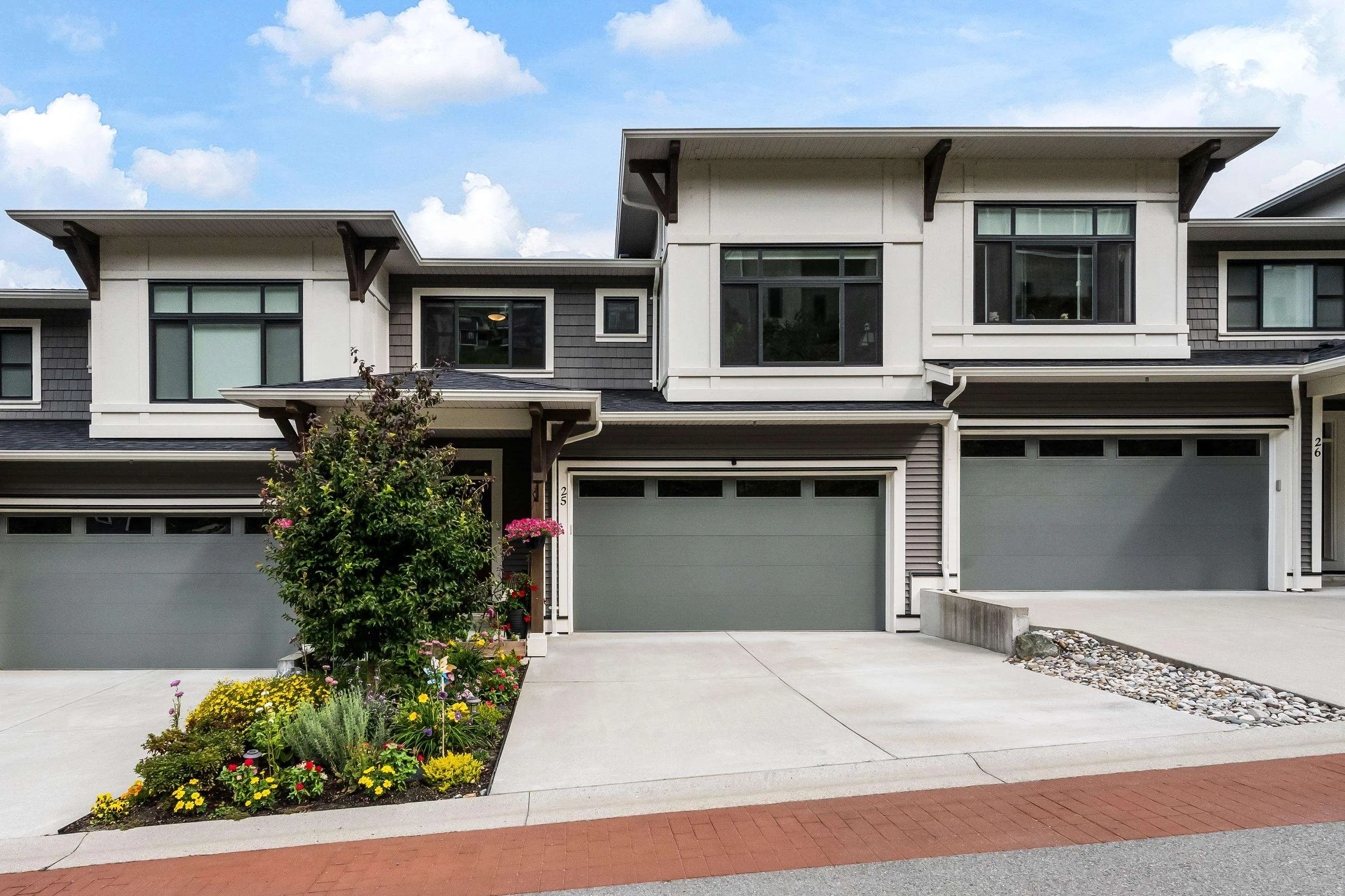 25 43575 Chilliwack Mountain Road