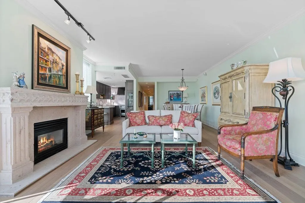 503 1777 Bayshore Drive