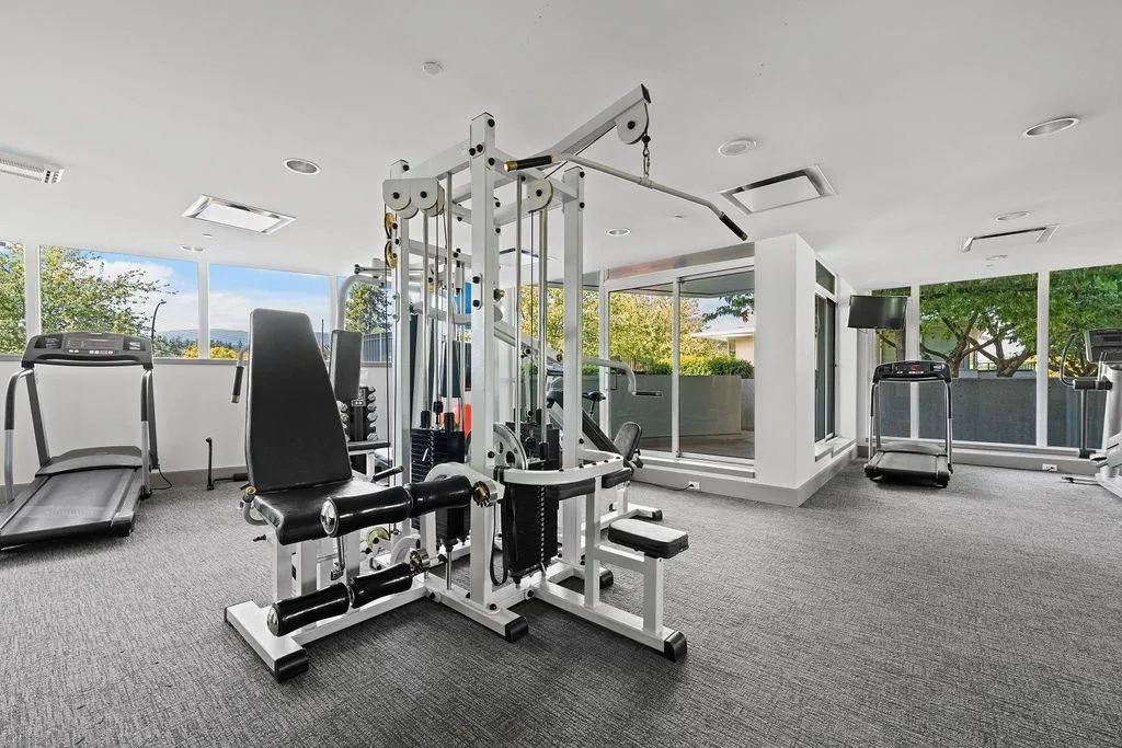 503 1777 Bayshore Drive