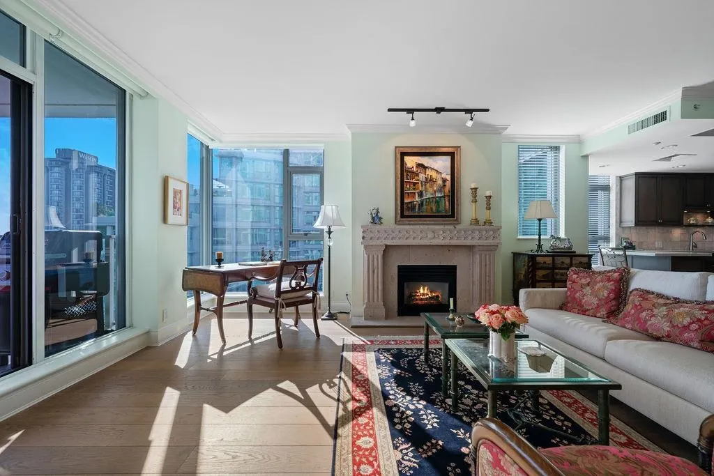 503 1777 Bayshore Drive
