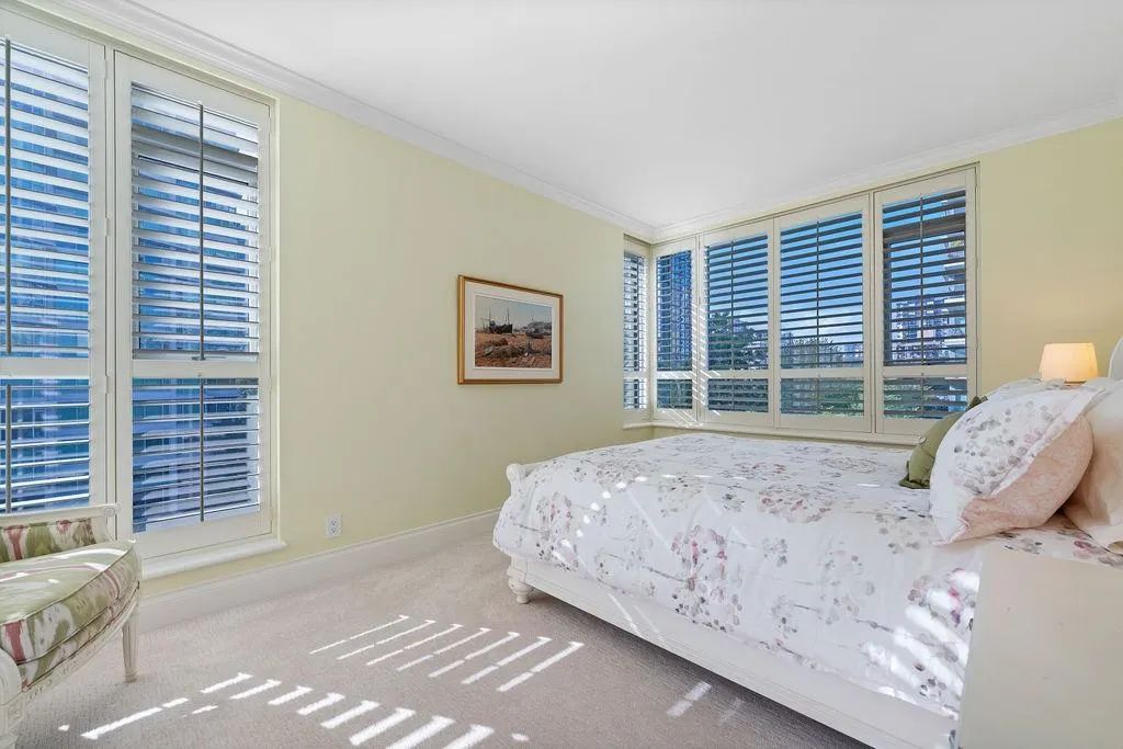 503 1777 Bayshore Drive