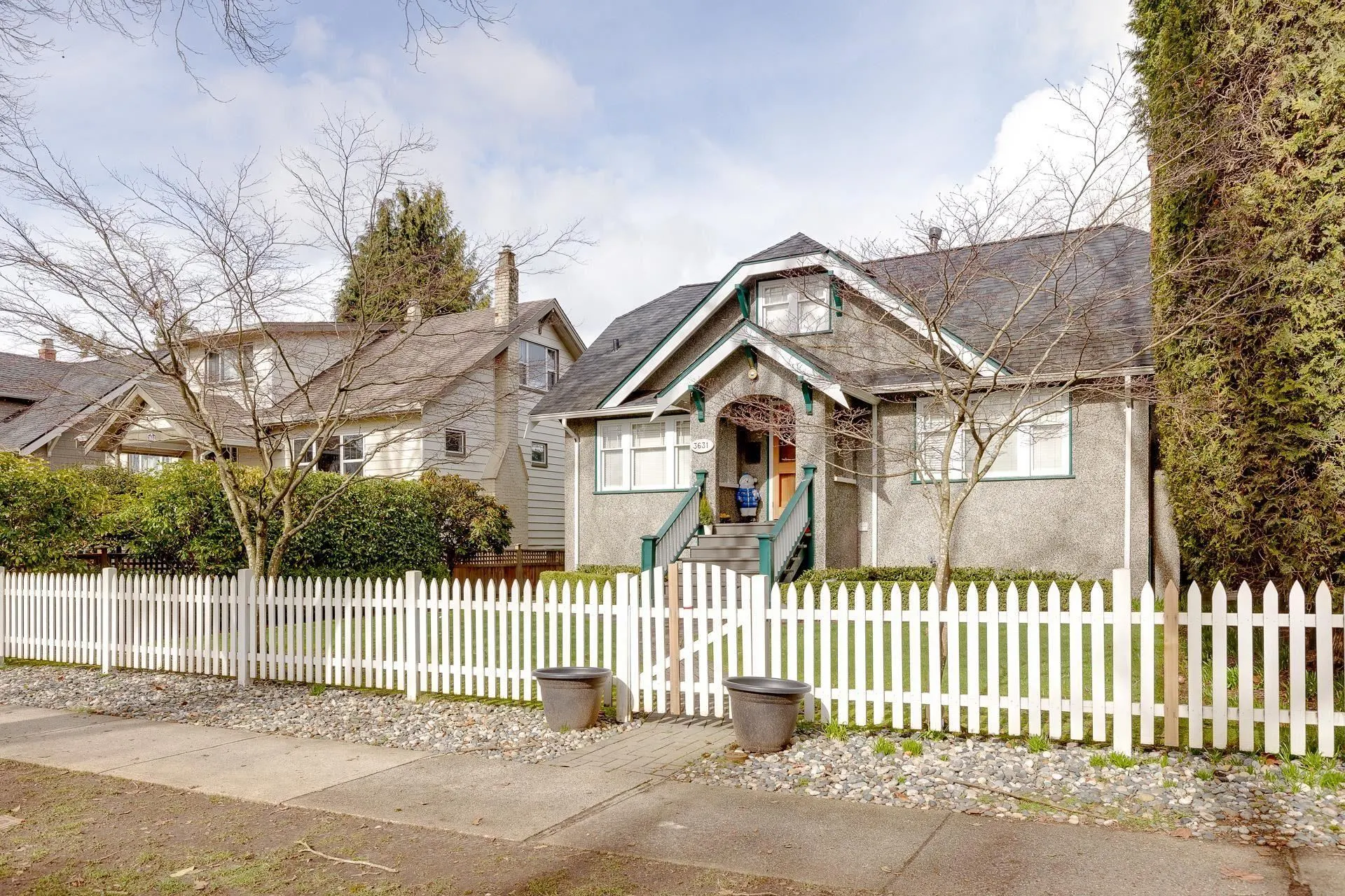 3631 W 26th Avenue